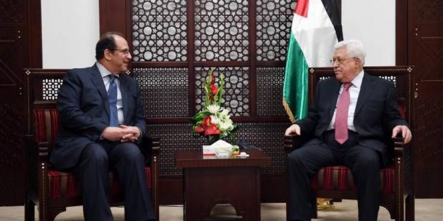 الرئيس عباس يستقبل اللواء عباس رئيس جهاز المخابرات المصري