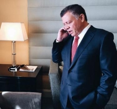 الملك يتلقى اتصالا هاتفيا من ملك البحرين