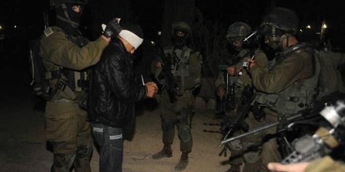 حملة اعتقالات إسرائيلية تطال 13 فلسطينيا بالضفة والقدس