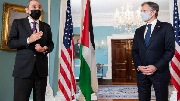 الصفدي : حماية حل الدولتين والحفاظ على التهدئة الشاملة