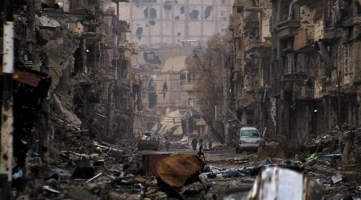 المرصد: مقتل 25 شخصاً في قصف على الرقة