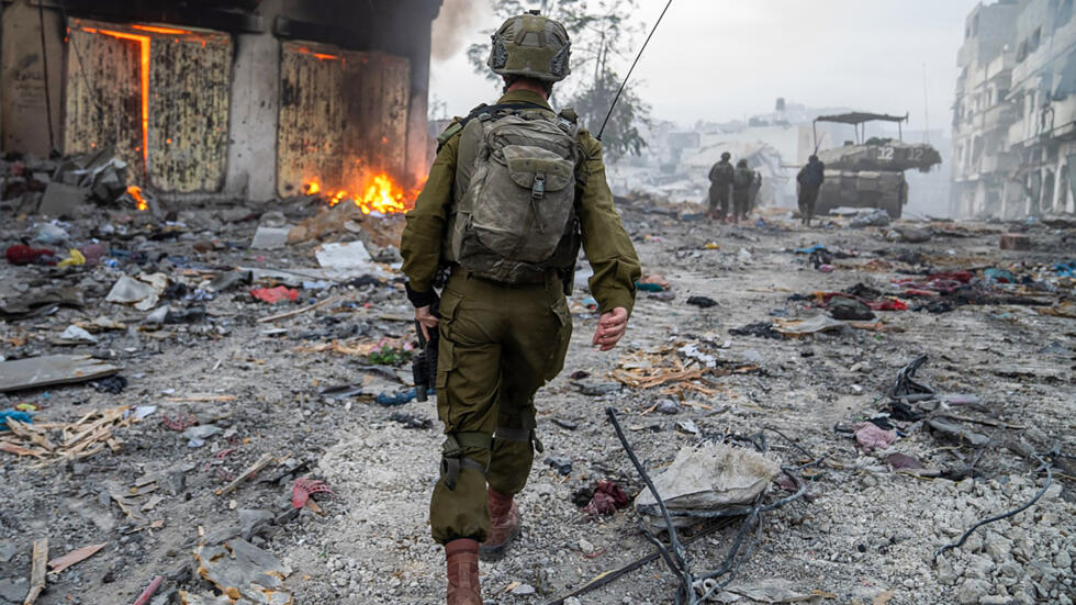 إسرائيل تدرس رد حماس على اقتراح لوقف الحرب