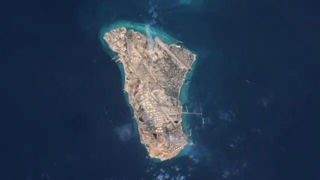 خطوة ترامب التالية.. حديث عن فرق عسكرية و”خطة خرج”