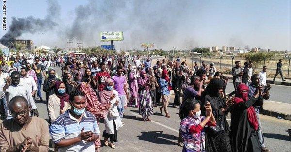السودان: إطلاق نار كثيف خارج موقع احتجاجات بالعاصمة الخرطوم