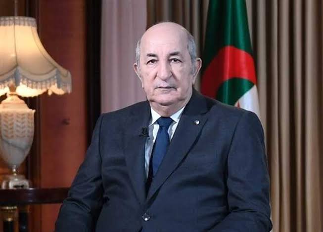 الرئيس الجزائري يعلن الترشح لولاية رئاسية ثانية