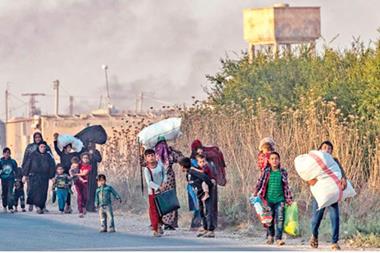 الأمم المتحدة: نزوح 100 ألف سوري بسبب العملية العسكرية التركية شمال البلاد