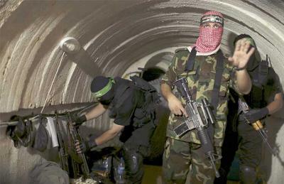 ضابط اسرائيلي: خلال أيام ستقطع أمدادات الكهرباء وسنرى ماذا ستفعل حماس