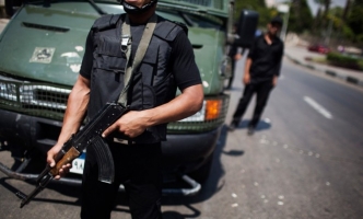 انفجار ثان بمصر يؤدي إلى مقتل شخص وإصابة رجال شرطة