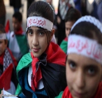 ناشطون فلسطينيون يطالبون عباس بوضع حد لمعاناة فلسطينيي سوريا وتركيا