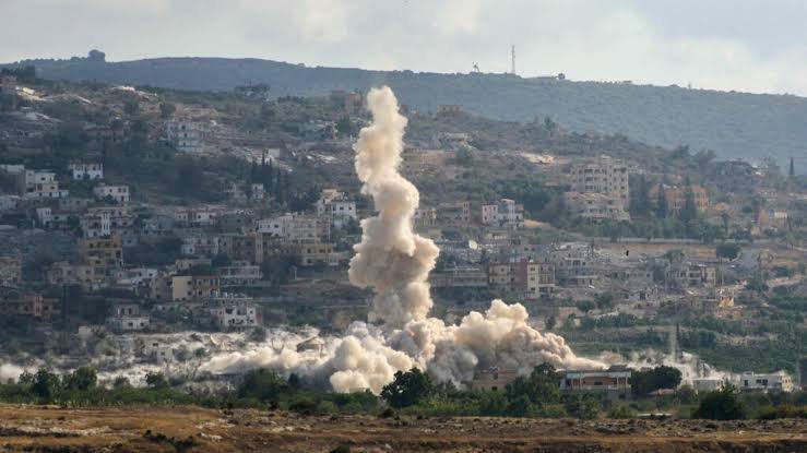 11 قتيلا من بينهم رضيعان في غارات إسرائيلية جنوبي لبنان