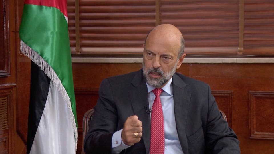 الرزاز للشباب: من الآخر أنتم قادة المستقبل