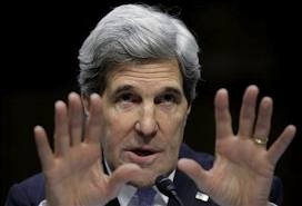 كيري: عباس ما زال ملتزما بمواصلة المفاوضات