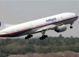 الصين تفحص صورًا جديدة لحطام محتمل للطائرة الماليزية