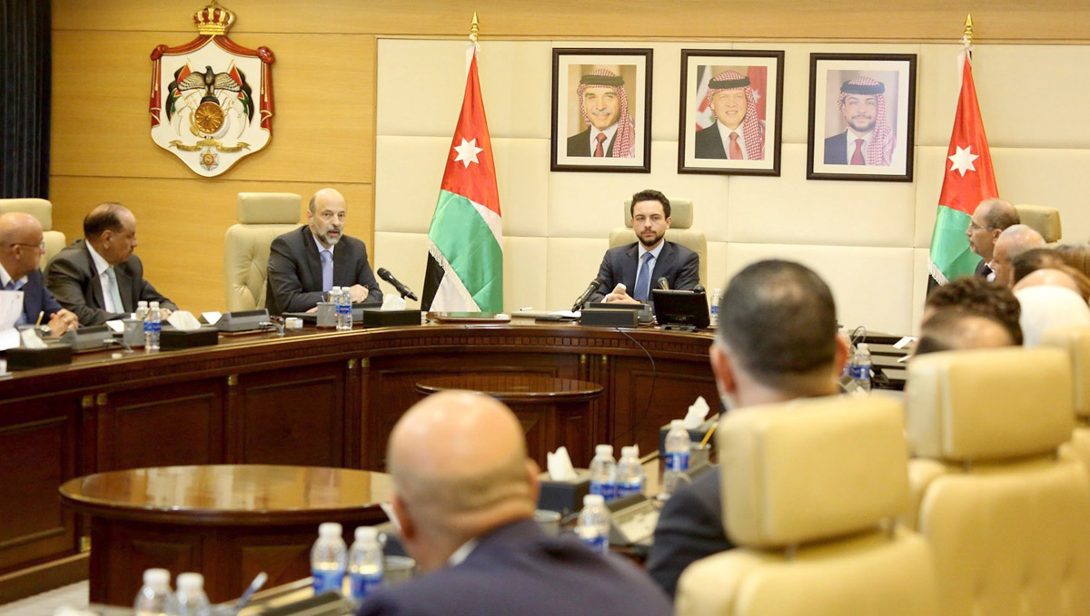 نائب جلالة الملك، ولي العهد يترأس جانبا من جلسة مجلس الوزراء لمتابعة خطط عمل الحكومة