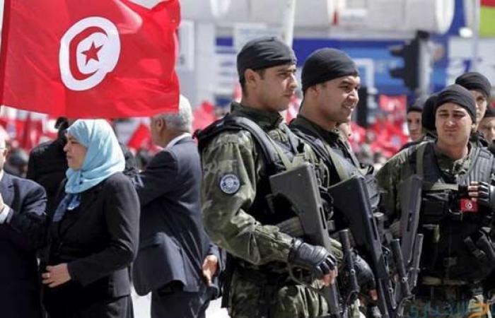 تونس تمدد حالة الطوارئ المفروضة في البلاد منذ ثلاث سنوات شهراً إضافياً