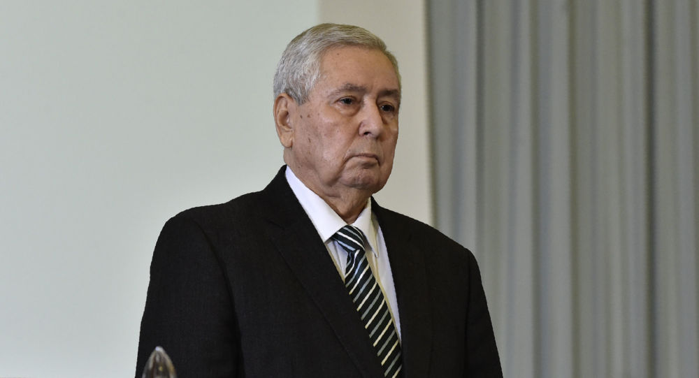 الرئيس الجزائري المؤقت يعتزم إعلان موعد الانتخابات الرئاسية مساء اليوم