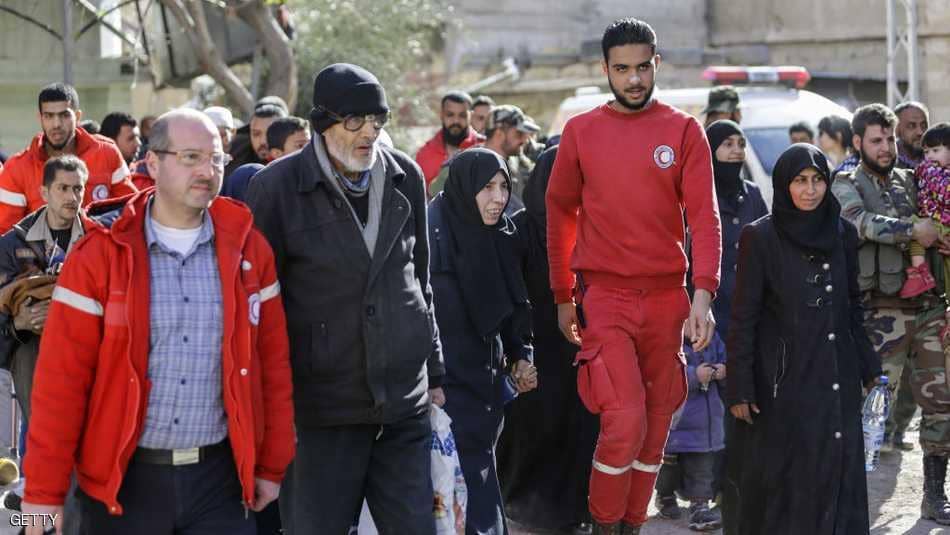 مركز المصالحة: إجلاء آلاف المدنيين عن الغوطة الشرقية