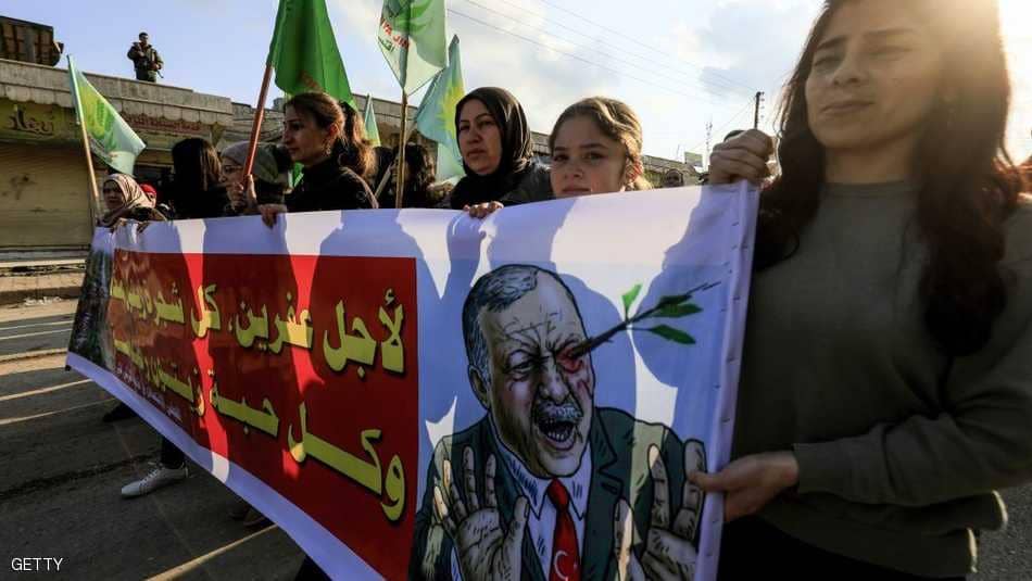 قنابل ومدافع أردوغان تخنق عفرين