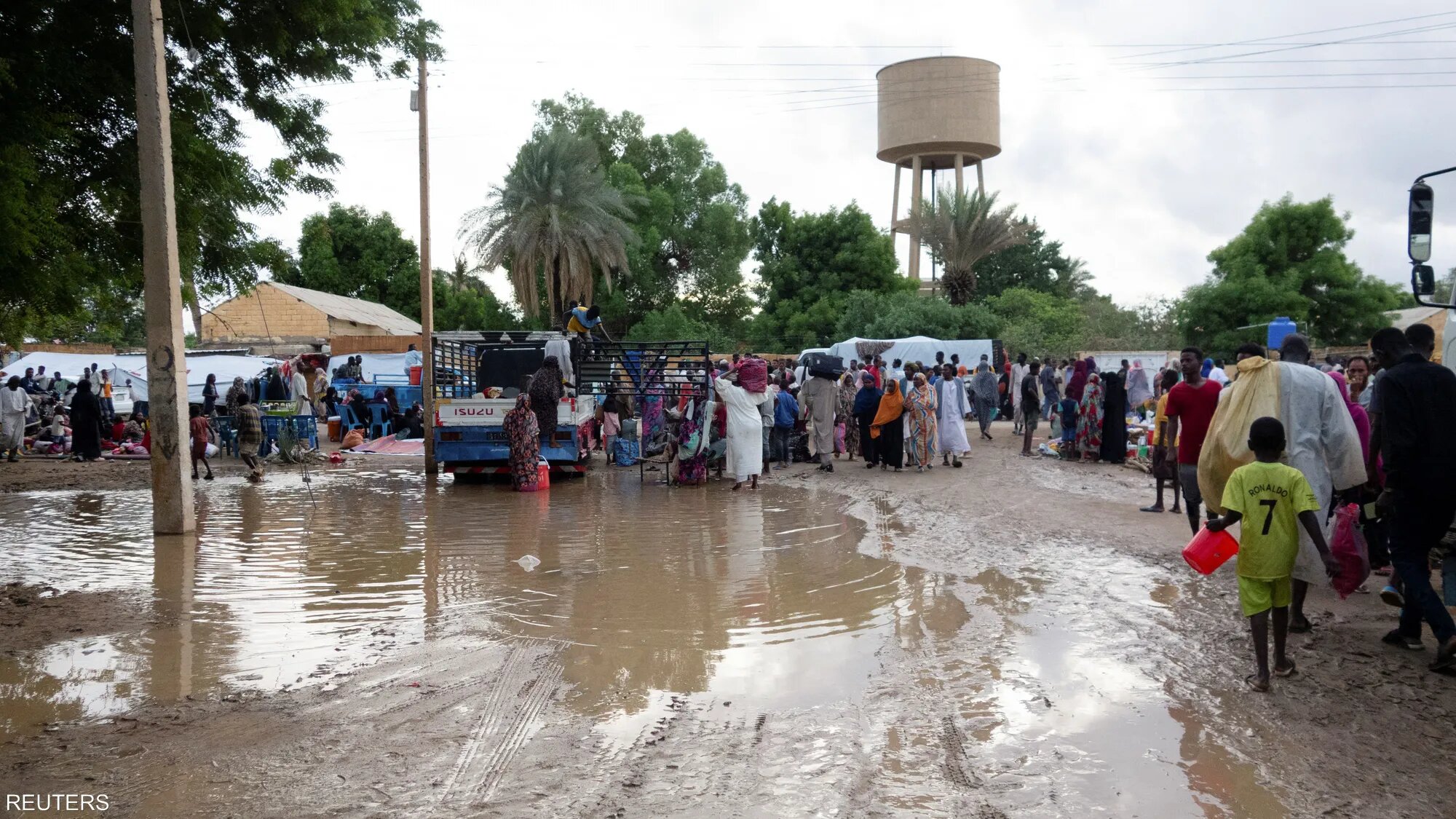 الحرب في السودان.. أمطار وسيول تفاقم معاناة النازحين