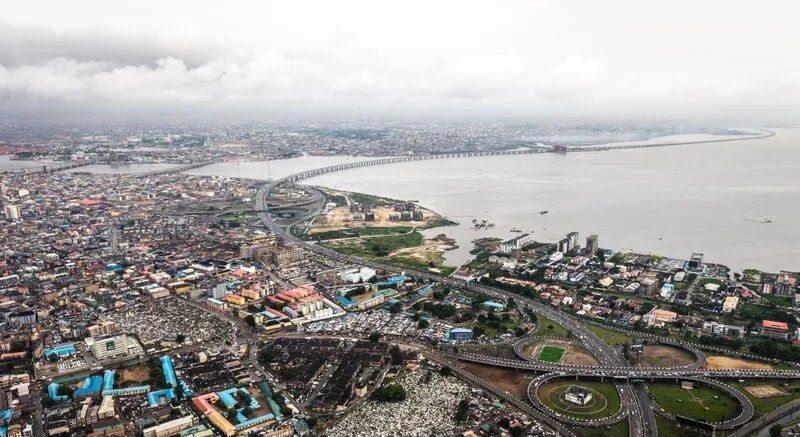 نيجيريا تعلن حل الخلاف الدبلوماسي مع واشنطن