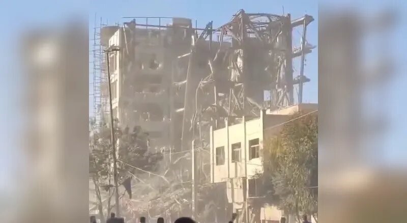 قصف يُدمّر مبنى مجلس الخبراء المكلف بانتخاب المرشد الإيراني