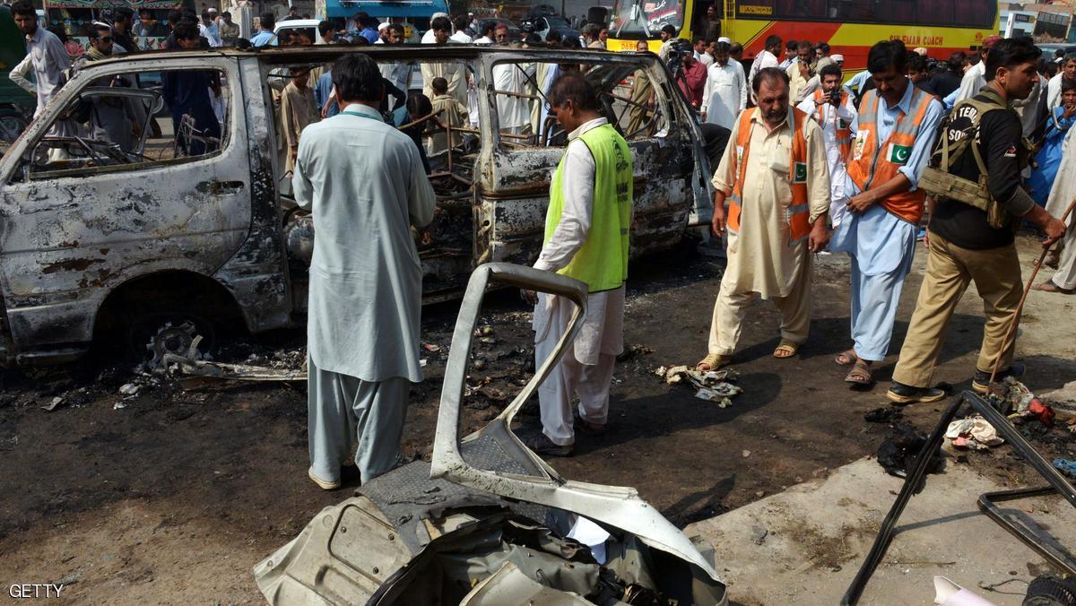 قتلى بتفجير حافلة شمال غربي باكستان