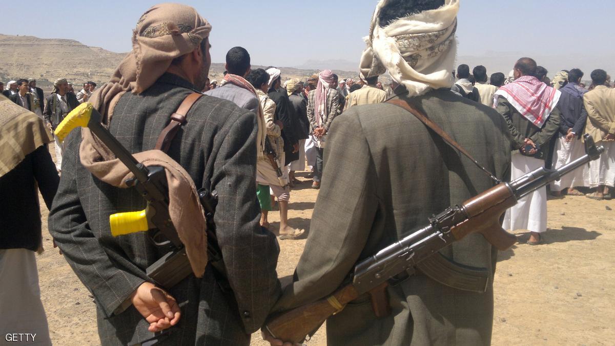 الحوثي يواصل اجتثاث أنصار صالح من مراكز “القيادة والسيطرة”
