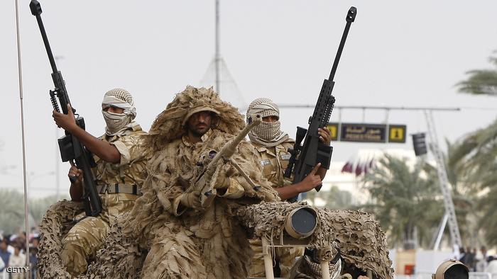 الجيش القطري ينشر مدرعات في وضع التأهب بشوارع الدوحة بعد “المقاطعة”