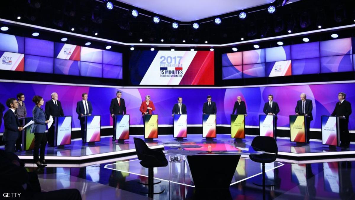 فرنسا.. سباق الرئاسة “المحموم” ينطلق بجولته الأولى
