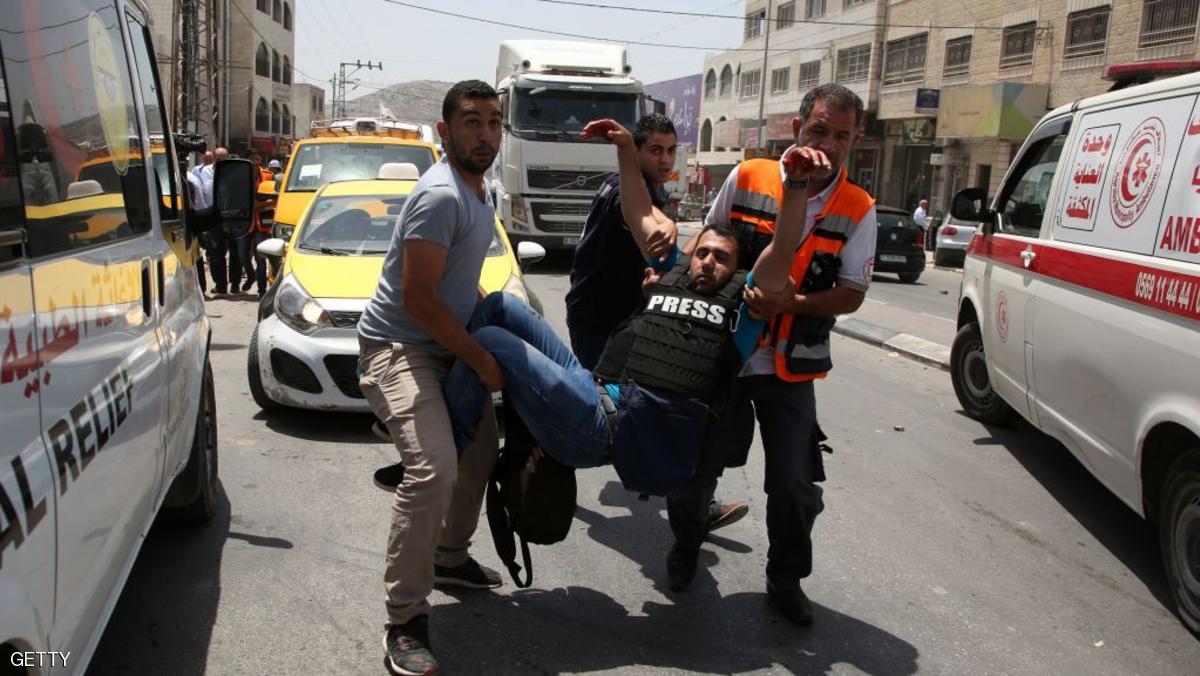 استشهاد فلسطينيا علي يد مستوطن إسرائيلي ويصيب آخر