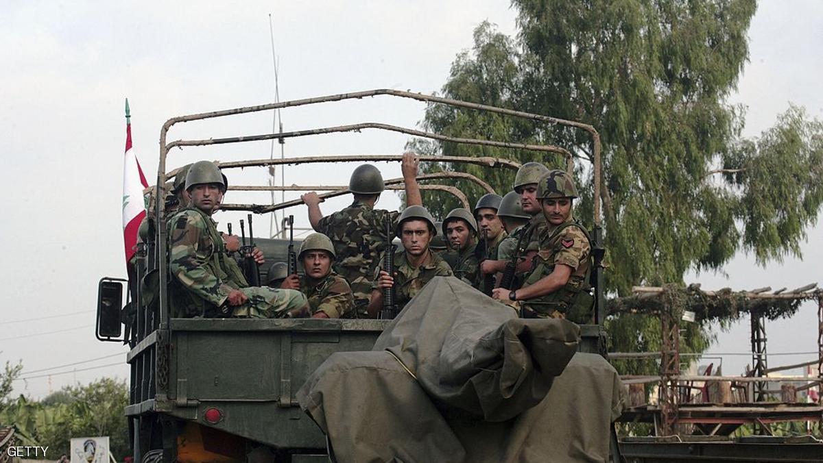الجيش اللبناني يسيطر على مواقع لداعش قرب الحدود السورية