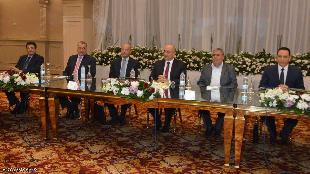 اتفاق بالقاهرة على توحيد المؤسسة العسكرية في ليبيا