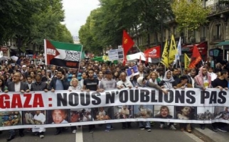 تظاهرات في فرنسا تهتف : اسرائيل قاتلة .. عاشت فلسطين والمقاومة