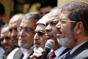 الاخوان يضخون مئات الملايين من الدولارات لافشال انتخابات مصر الرئاسية
