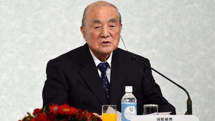 وفاة رئيس الوزراء الياباني الأسبق “ناكاسوني”