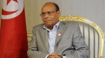 رئيس تونس يخفض راتبه للثلث بسبب الأزمة المالية