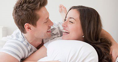 تدفئة القدمين مفتاح نجاح 80% من علاقتك الجنسية