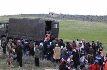 قوات حرس الحدود تستقبل 859 لاجئا سوريا