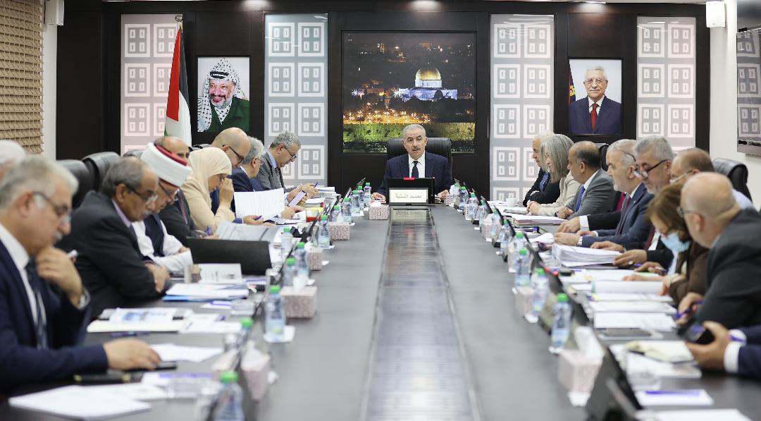الحكومة الفلسطينية تطالب دول العالم بوقف الجرائم الاسرائيلية