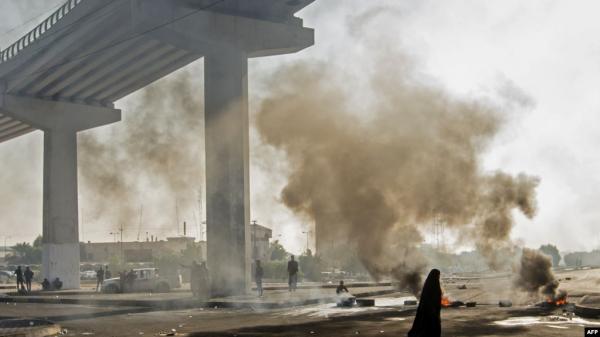 مجزرة جديدة ..32 قتيلاً ومئات الجرحى في الناصرية وبغداد واقالة مسؤول أمني عراقي كبير