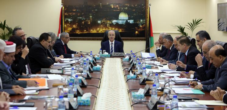 الحكومة تقرر اجتماعها القادم في غزة منتصف الأسبوع المقبل بعد التشاور مع الرئيس