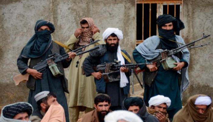 بعد يوم من إعلان أسبوع “لخفض العنف”: اشتباكات بين القوات الأفغانية ومسلحي طالبان