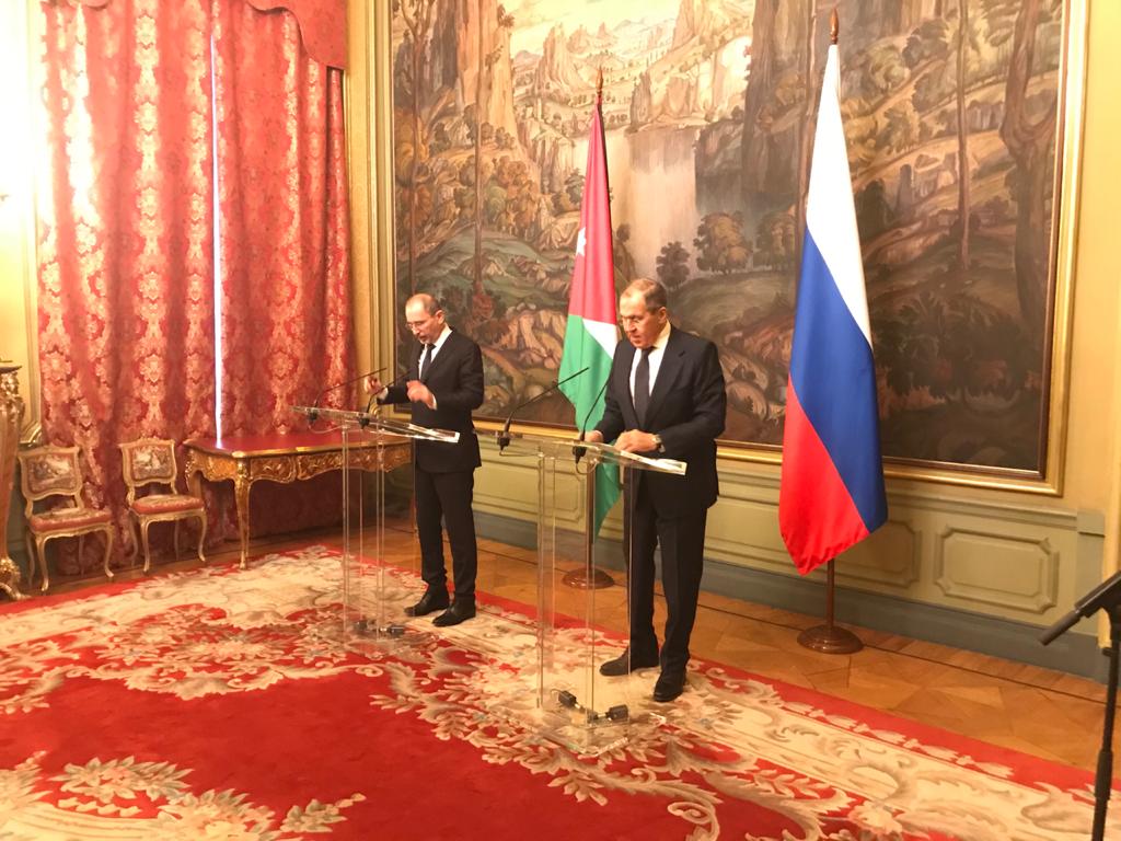 الصفدي يجري مباحثات مع لافروف ويعقدان مؤتمراً صحافياً مشتركاً