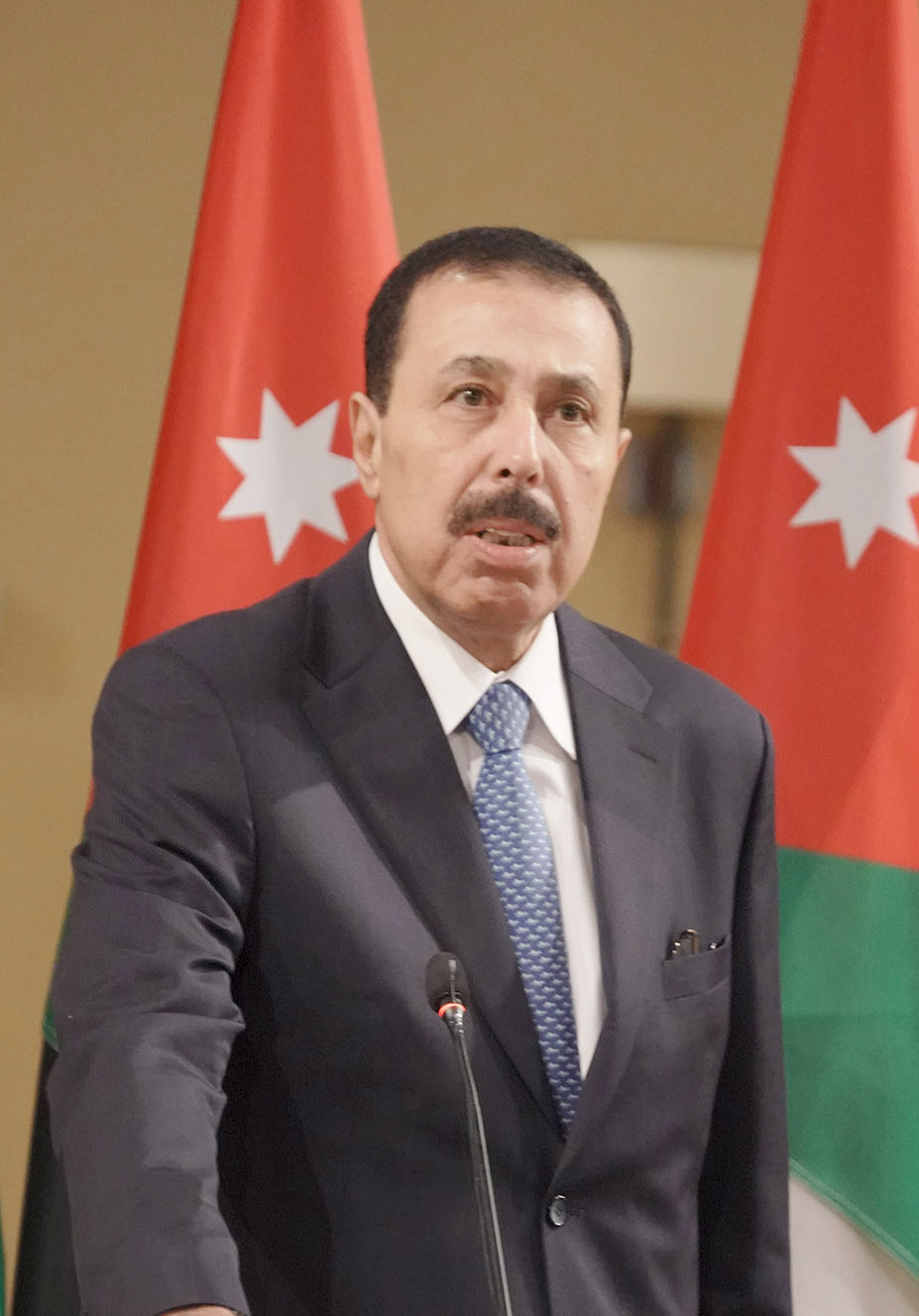 وزير التربية: تفعيل منصة للتعلّم الإلكتروني في حال تعطيل المدارس