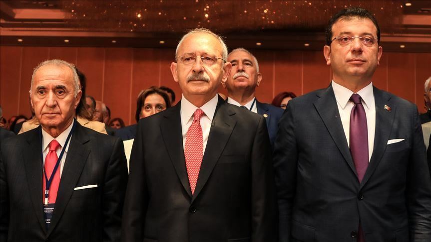 المعارضة التركية ترفع دعوى قضائية ضد أردوغان بتهمة ارتباطه مع غولن