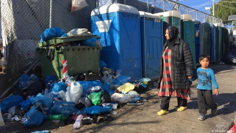 اليونان تسجل أول إصابة بكورونا في مخيمات اللجوء