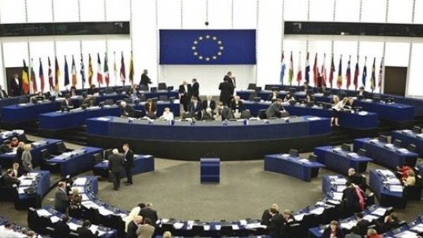 الاتحاد الأوروبي يجدد دعوته لإسرائيل بوقف بناء المستوطنات في الضفة