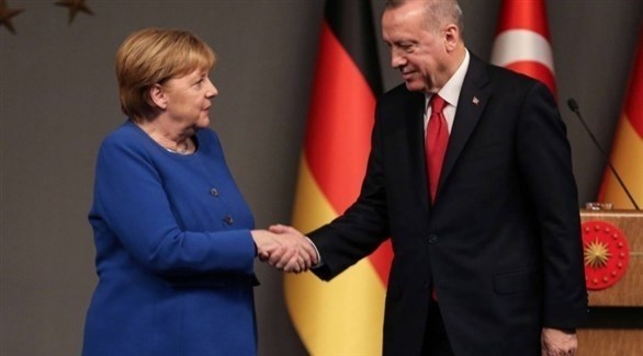 أردوغان يحاول إبتزاز ميركل بملف اللاجئين