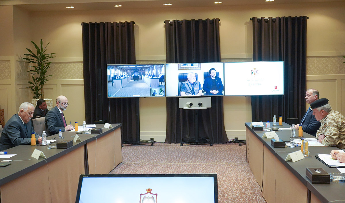 جلالة الملك عبدالله الثاني يترأس اجتماعا لمتابعة إجراءات التعامل مع فيروس كورونا