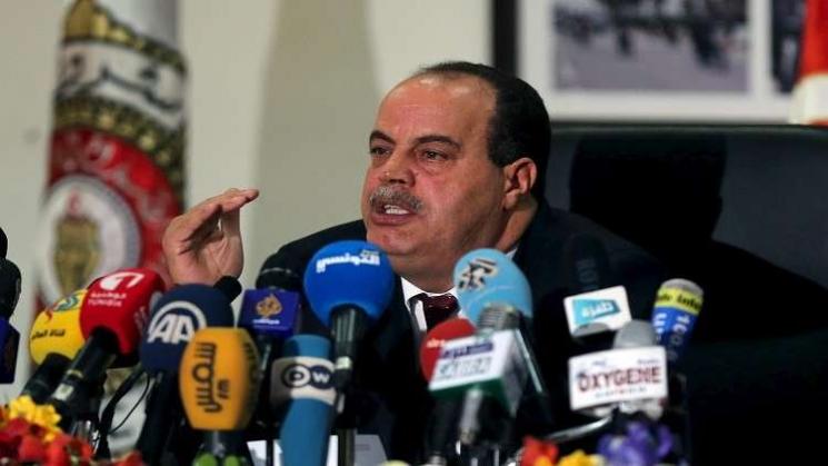 تونس ترفع الحصانة عن وزير لمحاكمته